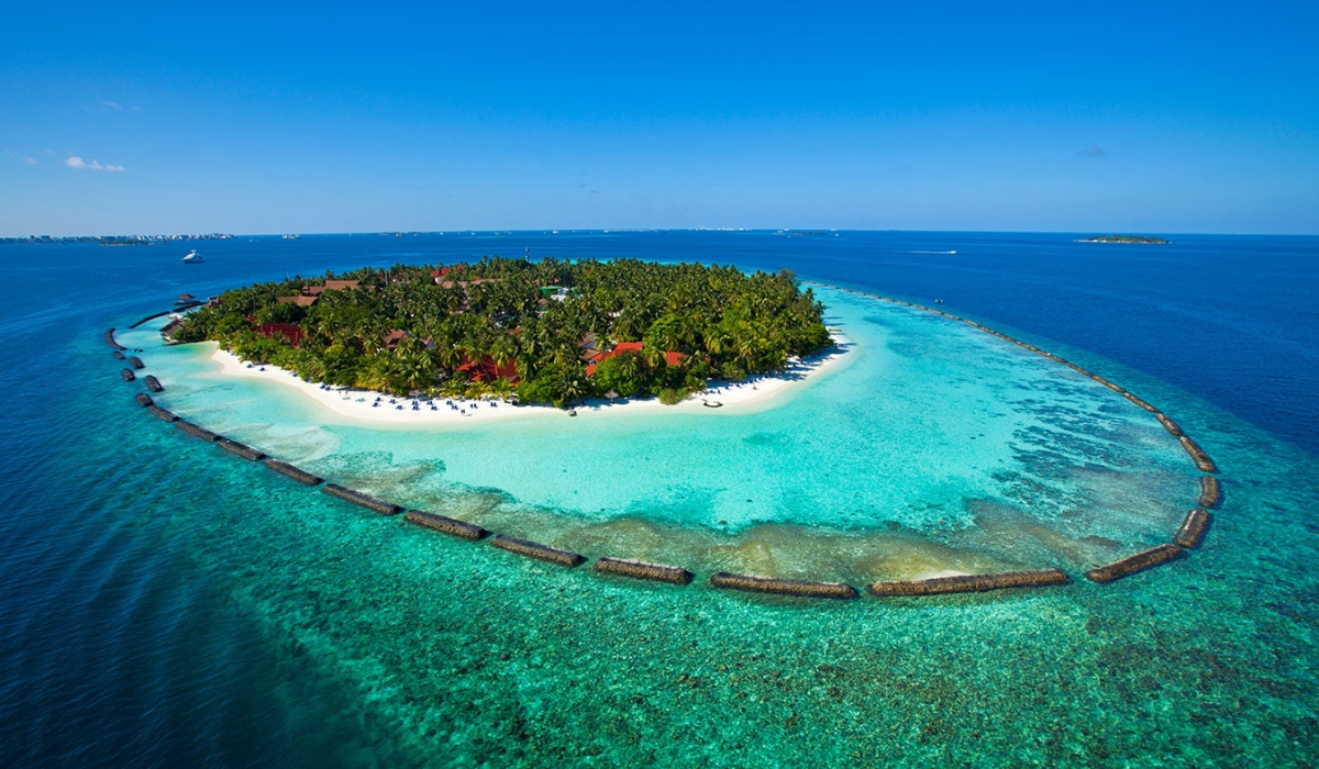 Kurumba Maldives: A Tropical Paradise for Unforgettable Family Escapes